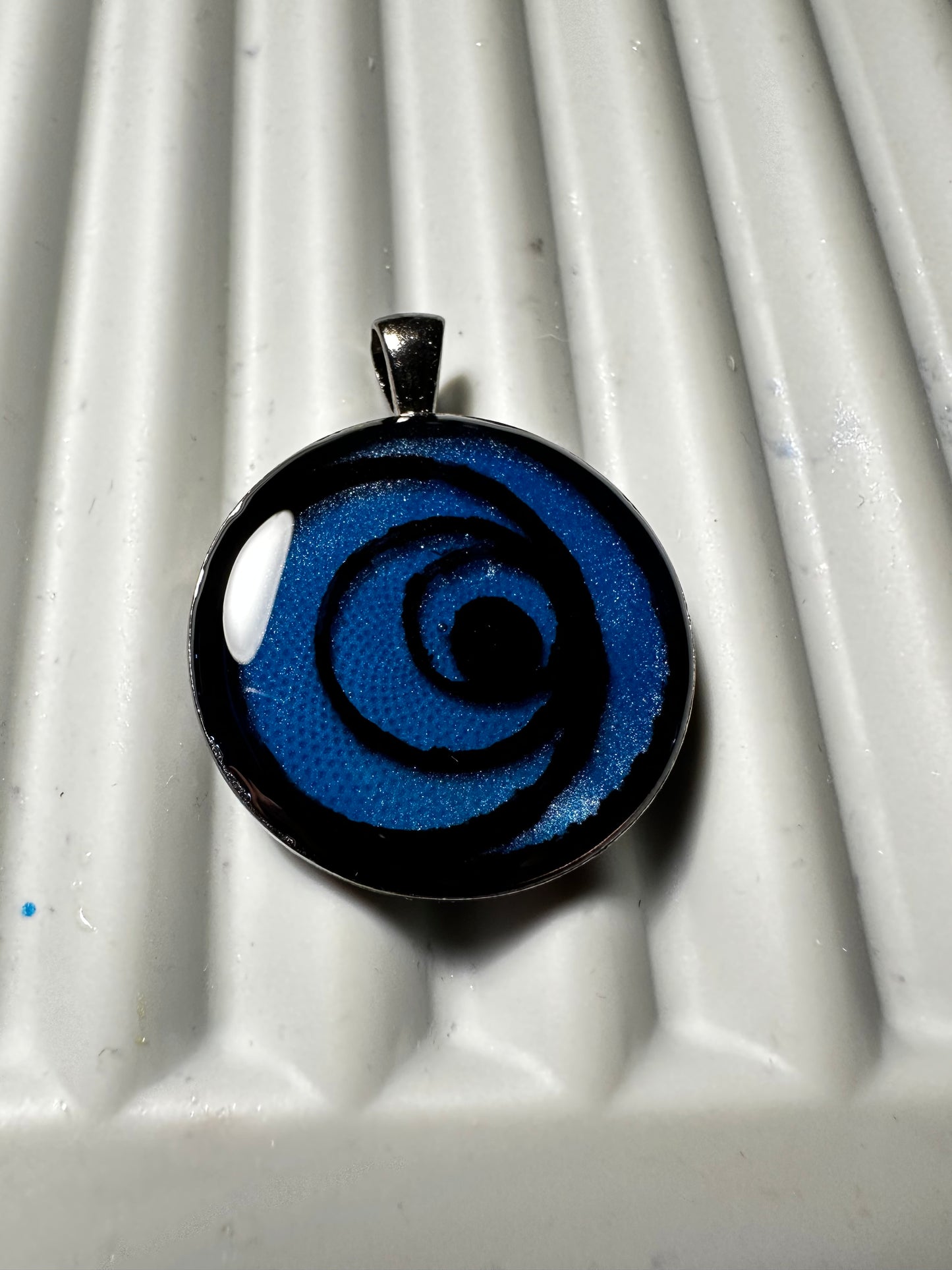 Loric Pendants 2.0 Glow in the Dark Lorien Legacies I Am Number Four Symbols