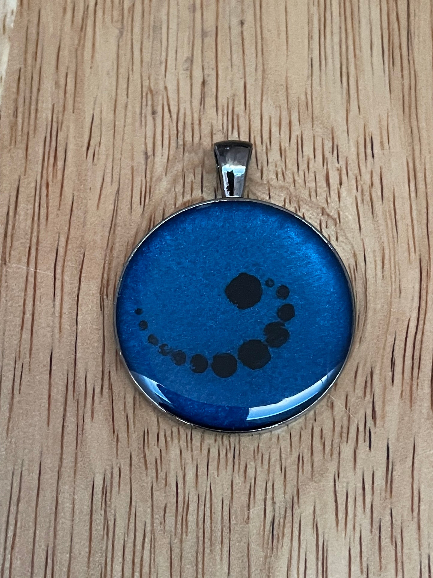 Loric Pendants 2.0 Glow in the Dark Lorien Legacies I Am Number Four Symbols